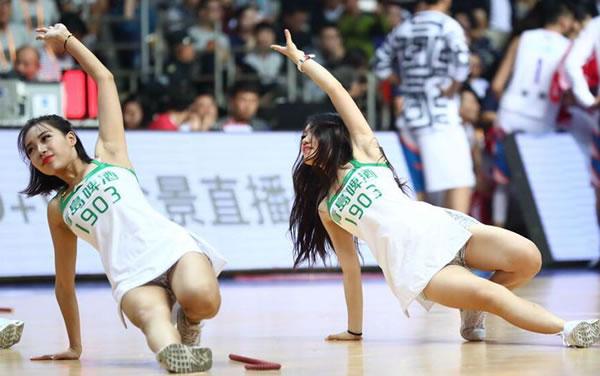 法网夺冠！19岁天才少女创历史 冠军积分超萨巴伦卡升第1 锁定年终